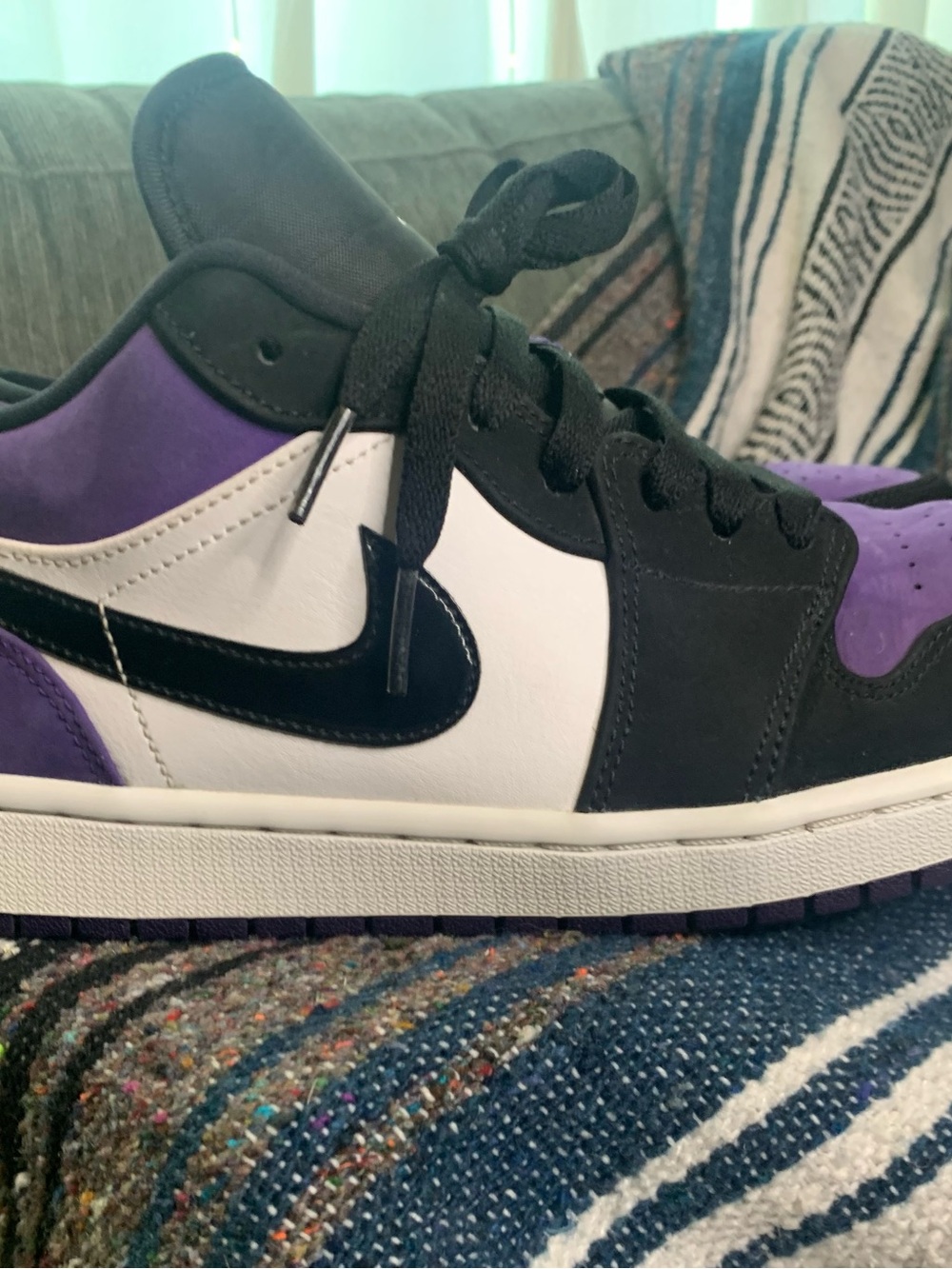 Jordan 1 Low Court Purple White
Size 10.5 mens Super condition!